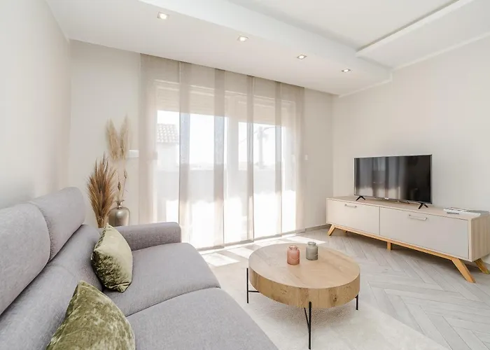 Karla Апартаменти Задар