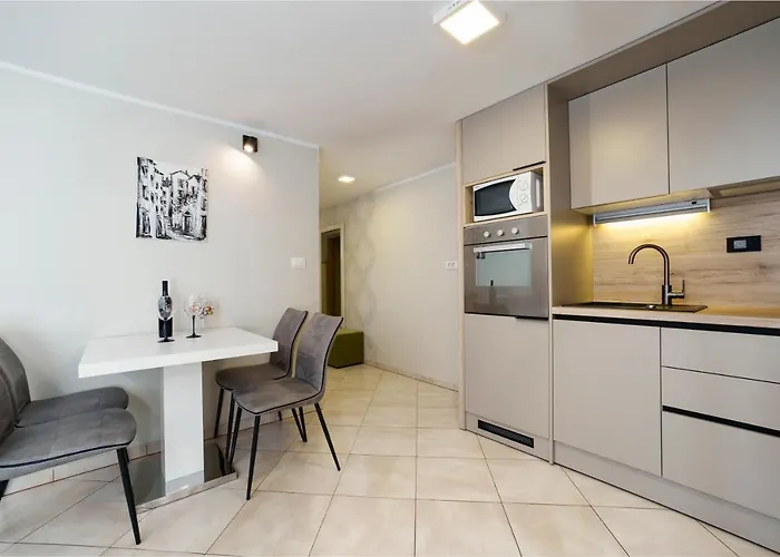 Karla Апартаменти