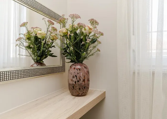 Апартаменти Karla *